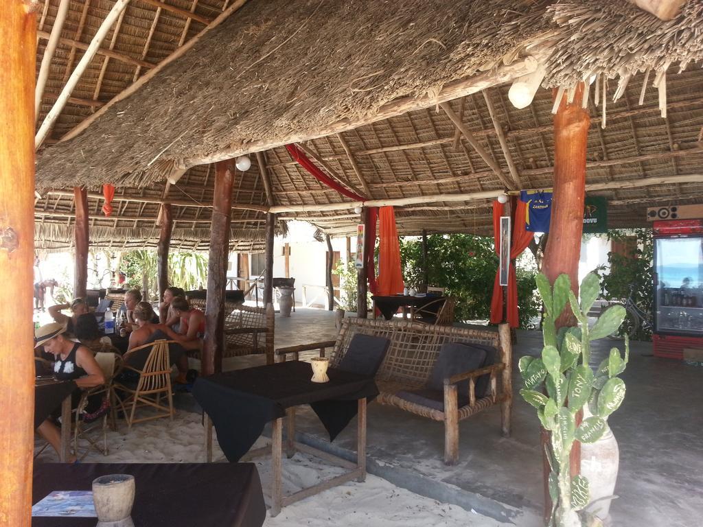 Ebony & Ivory Beach Bungalows Nungwi Dış mekan fotoğraf